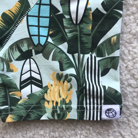 Free Planet Surf Board Print Tee - Picture 5 of 11